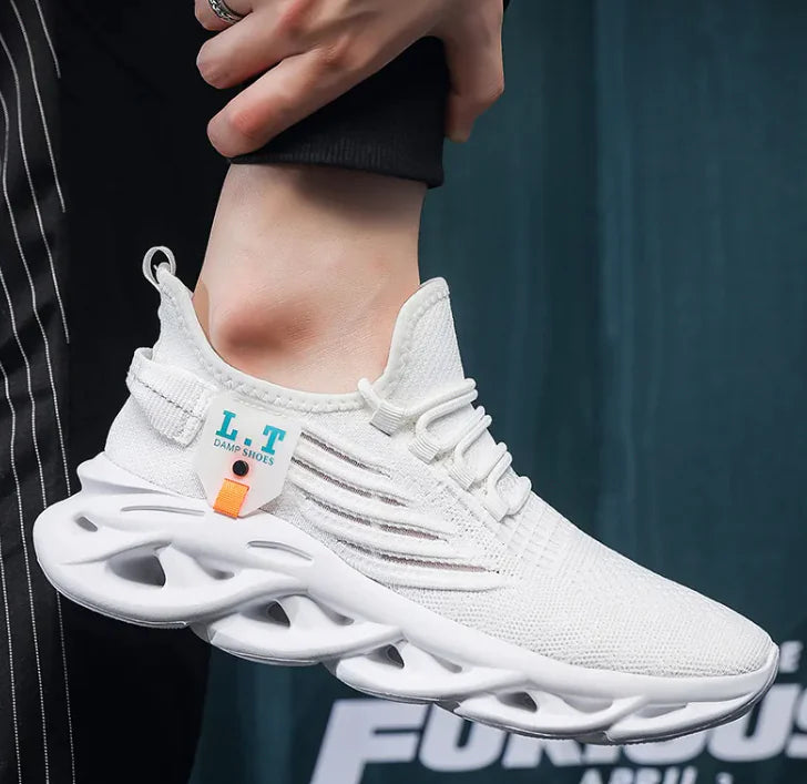 Men’s Breathable Fly-Knit Running Shoes – Lightweight Sport Sneakers for Training & Daily Wear