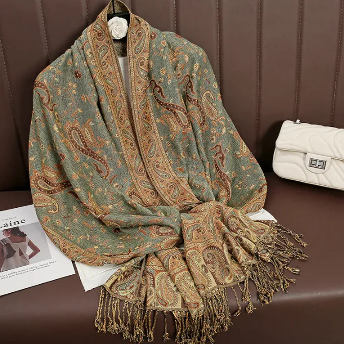 Luxury Cashmere Shawl – Women’s Printed Warm Winter Scarf (Soft & Elegant)