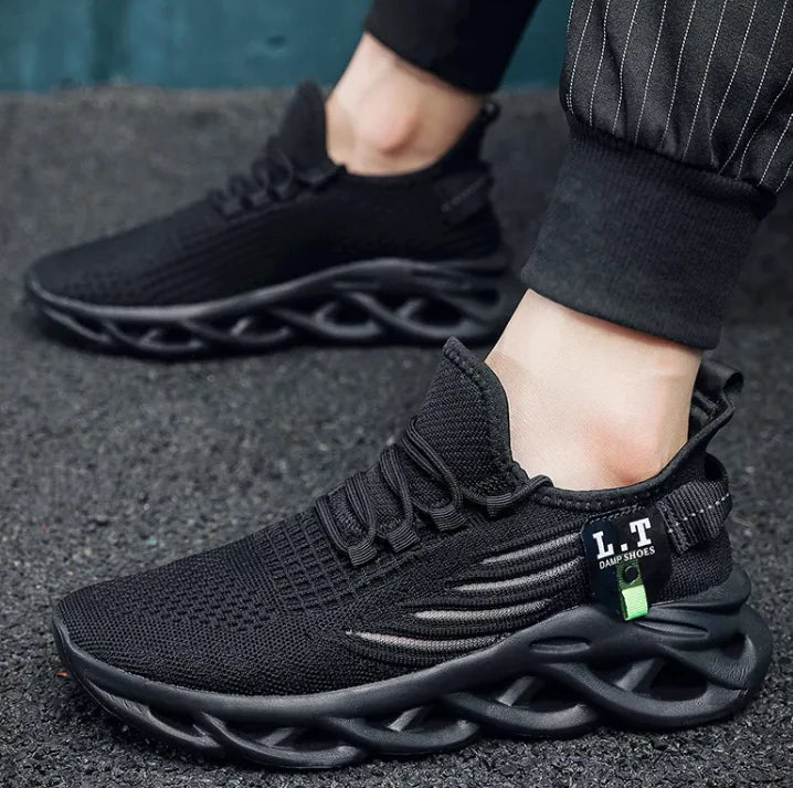 Men’s Breathable Fly-Knit Running Shoes – Lightweight Sport Sneakers for Training & Daily Wear